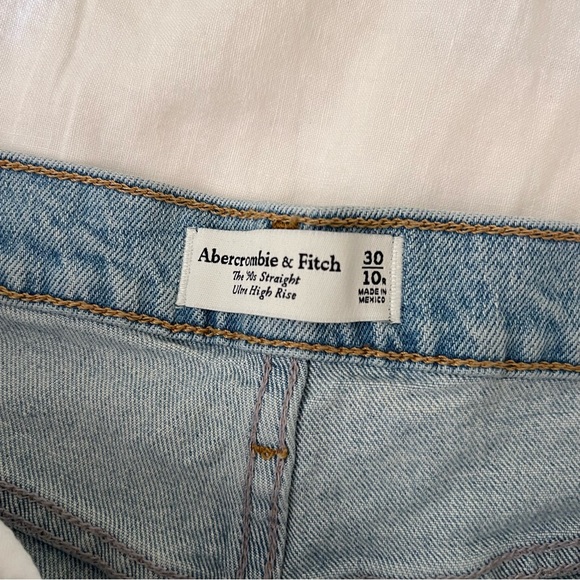 Abercrombie ultra high rise 90s jeans - Picture 4 of 4